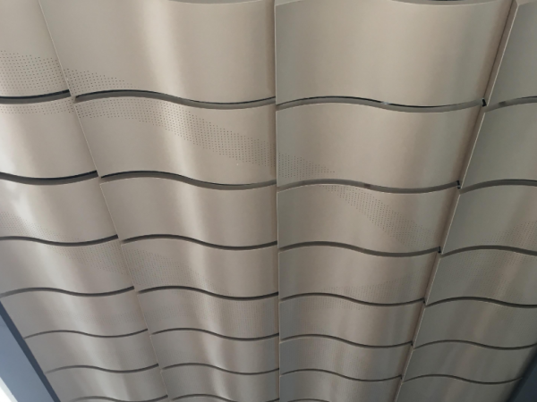 商場用的是什么鋁單板裝飾