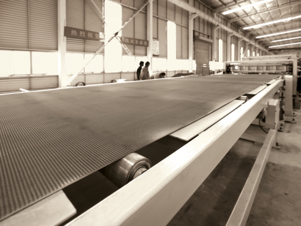 生產(chǎn)設(shè)備